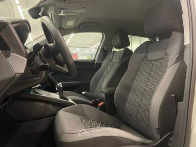 Audi A1 30 1.0 tfsi Identity Black 116cv s-tronic Oro usata Mozzo