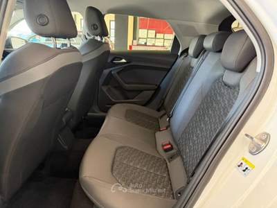 Audi A1 30 1.0 tfsi Identity Black 116cv s-tronic Bianco usata Mozzo