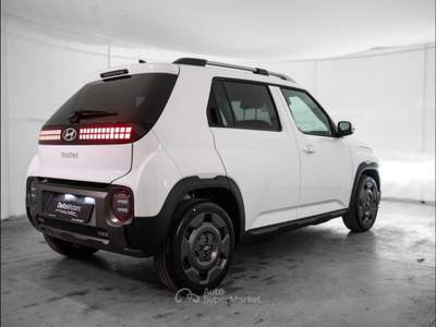 Hyundai Inster  49 kwh cross Bianco usata Ancona