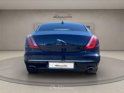 Jaguar XJ Xj 3.0 v6 s/c 340 cv awd lwb autobiography Nero usata Roma
