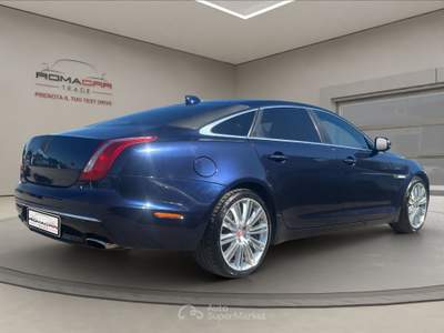 Jaguar XJ Xj 3.0 v6 s/c 340 cv awd lwb autobiography Nero usata Roma