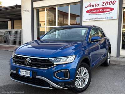 Volkswagen T-Roc T-Roc 1.0 TSI Life Blu/Azzurro usata Barrafranca
