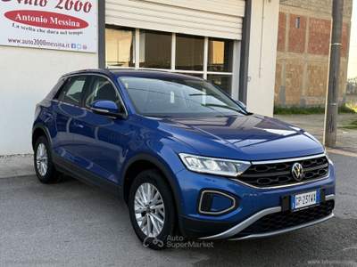 Volkswagen T-Roc T-Roc 1.0 TSI Life Blu/Azzurro usata Barrafranca