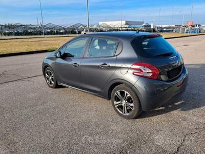 Peugeot 208 5 porte Active usata Guidizzolo