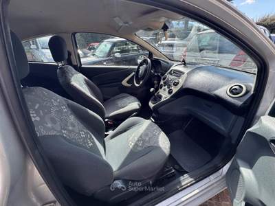 Ford Ka + 1.2 8V 69 CV Titanium Argento usata ANGRI