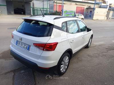 Seat Arona 1.6 TDI 95CV Reference Bianco usata Barletta
