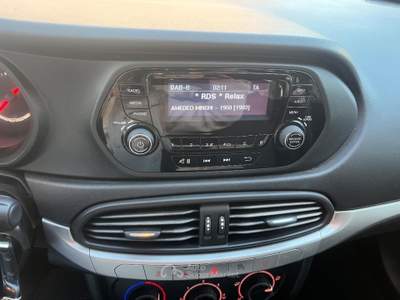 Fiat Tipo 1.3 Mjt S&S SW Street Bianco usata Città Sant'Angelo