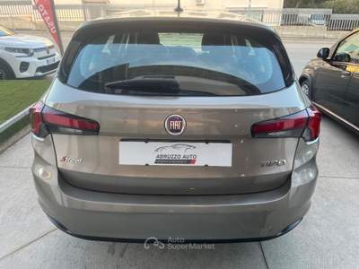 Fiat Tipo 1.3 Mjt S&S SW Street Bianco usata Città Sant'Angelo