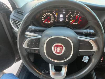 Fiat Tipo 1.3 Mjt S&S SW Street Bianco usata Città Sant'Angelo