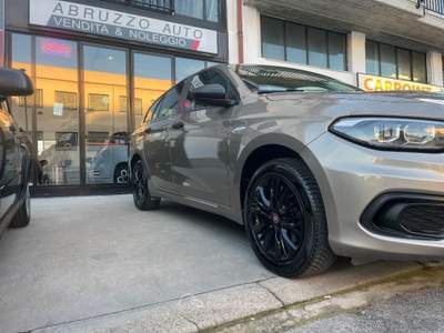 Fiat Tipo 1.3 Mjt S&S SW Street Bianco usata Città Sant'Angelo
