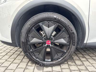 DS Automobiles DS 7  1.5 bluehdi performance line 130cv auto Argento usata Padova