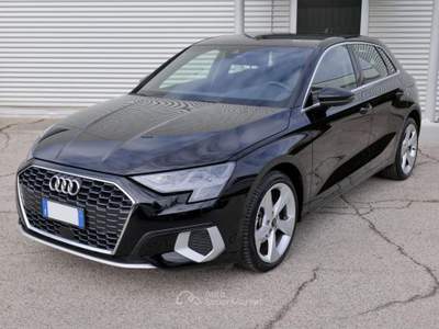 Audi A3 Sportback 2.0 (30) Tdi 116cv S-tr. Business Adv. Nero usata Civita Castellana