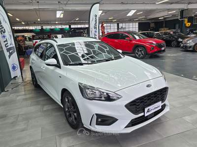 Ford Focus FORD FOCUS SW ST-LINE 1.0 ECOBOOST 125CV 2020 Bianco usata Torino