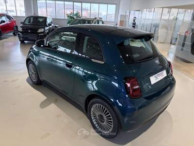 Fiat 500 Berlina Hybrid Torino Blu/Azzurro usata Riva presso Chieri