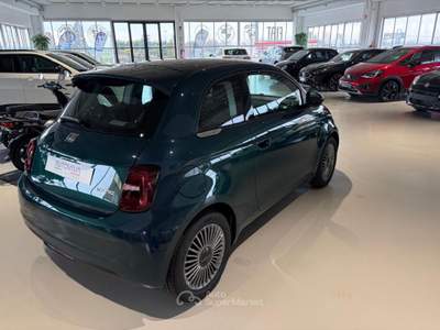 Fiat 500 Berlina Hybrid Torino Blu/Azzurro usata Riva presso Chieri