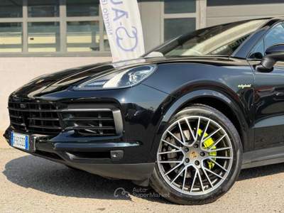 Porsche Cayenne Coupé 3.0 V6 E-Hybrid 462 cv IVA TOTALE ESPOSTA Nero usata Niardo