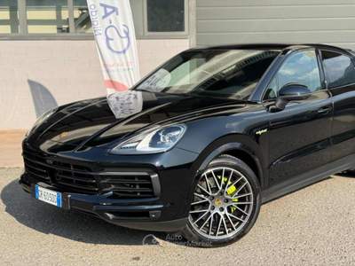 Porsche Cayenne Coupé 3.0 V6 E-Hybrid 462 cv IVA TOTALE ESPOSTA Nero usata Niardo