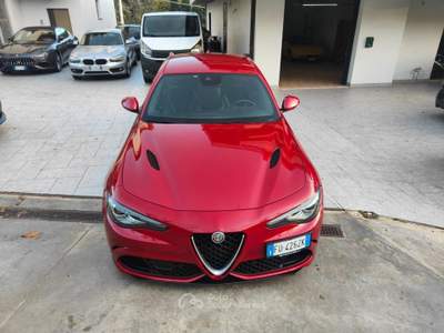 Alfa Romeo Giulia 2.9 V6 Bi-Turbo Quadrifoglio MAN Rosso usata Cappelle sul Tavo