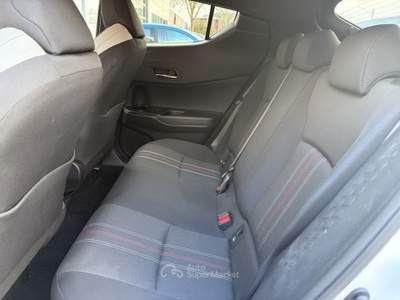 Toyota C-HR 1.8 Hybrid Business GR-Sport Carplay Keyless Bianco usata Castelvetrano
