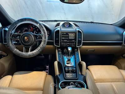 Porsche Cayenne 3.0 Diesel Bianco usata Prato