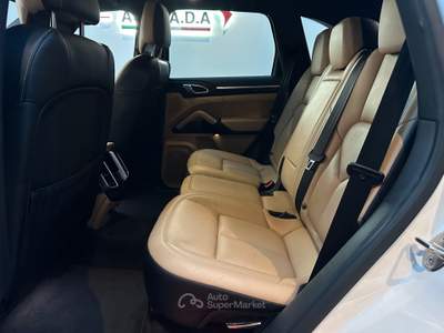Porsche Cayenne 3.0 Diesel Bianco usata Prato