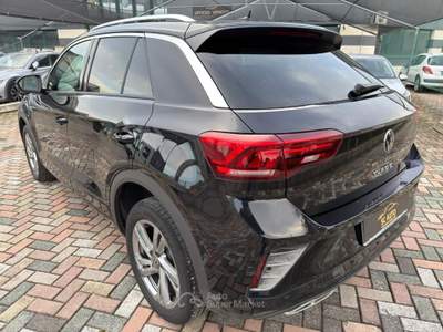 Volkswagen T-Roc 2.0 TDI SCR R-Line Nero usata Zero Branco