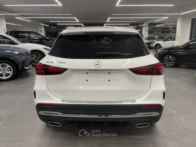 Mercedes-Benz GLA 2.0 d 150 CV AMG Premium Bianco usata Alcamo