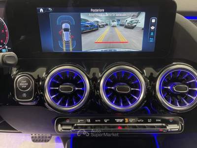 Mercedes-Benz GLA 2.0 d 150 CV AMG Premium Bianco usata Alcamo