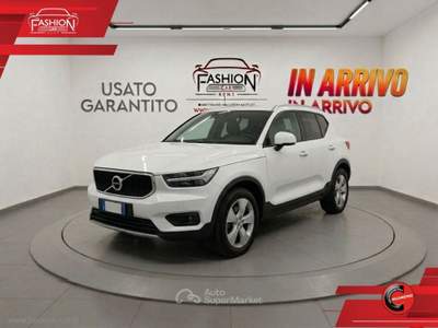 Volvo XC40 XC40 T2 Core Bianco usata Cinisi