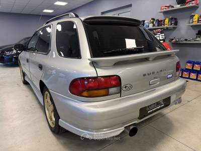 Subaru Impreza Impreza CW 2.0i T 16v Sport Look 4wd cat. Argento usata Baveno