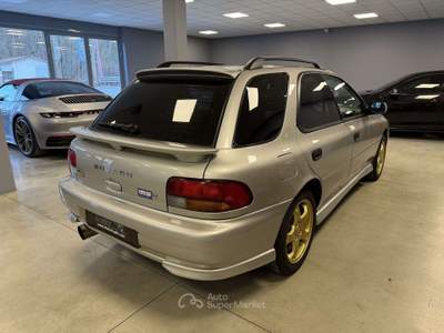 Subaru Impreza Impreza CW 2.0i T 16v Sport Look 4wd cat. Argento usata Baveno