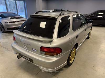 Subaru Impreza Impreza CW 2.0i T 16v Sport Look 4wd cat. Argento usata Baveno