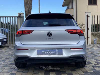 Volkswagen Golf 8 Life 2.0 TDI 116CV Argento usata Borgetto