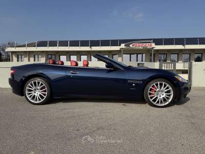 Maserati GranCabrio 4.7 auto Blu/Azzurro usata Cremona