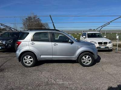 Daihatsu Terios 1.3i 16V cat 4WD SX-GANCIO TRAINO-CAMBIO NUOVO Argento usata Borgo San Giacomo