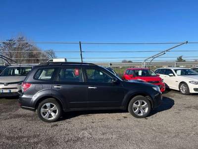 Subaru Forester 2.0D XS Exclusive 4X4 - 1 PROPRIETARIO- EURO5 Grigio usata Borgo San Giacomo