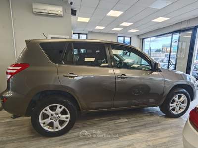 Toyota RAV4 RAV 4 RAV4 2.2 D-4D 150 CV DPF Luxury Oro usata Montecatini-Terme
