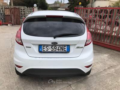 Ford Fiesta Ford Fiesta van usata Caulonia