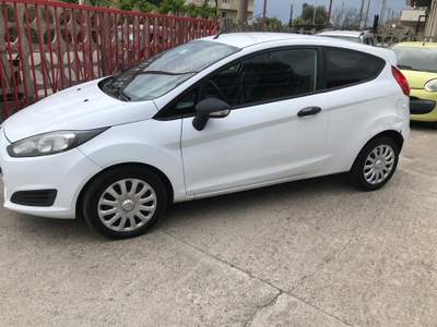 Ford Fiesta Ford Fiesta van usata Caulonia