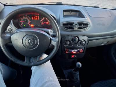 Renault Clio Neopatentati Gpl 2029 Nero usata Collegno