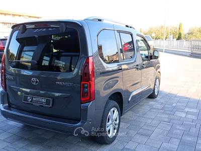 Toyota Proace LOUNGE * 7 POSTI * Grigio usata Pescantina