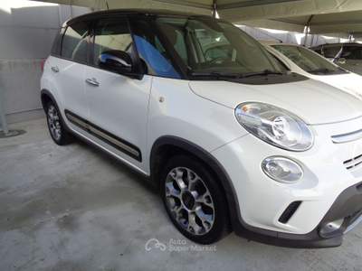 Fiat 500L FIAT 500L Trekking 1.6 M-JET 120CV Bianco usata MANTOVA