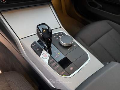 BMW 316 316d 48V Touring Nero usata San Lazzaro di Savena