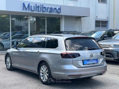 Volkswagen Passat Variant 2.0 TDI DSG Highline BlueMotion Technology Grigio usata San Lazzaro di Savena