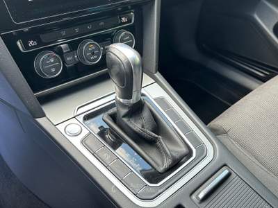 Volkswagen Passat Variant 2.0 TDI DSG Highline BlueMotion Technology Grigio usata San Lazzaro di Savena