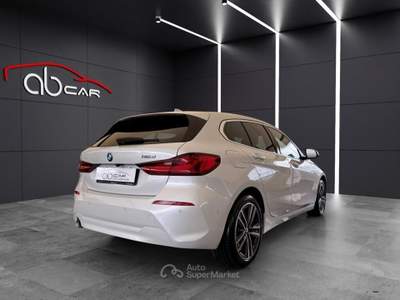 BMW Serie 1 116d 116 d SCR DCT Bianco usata Casagiove