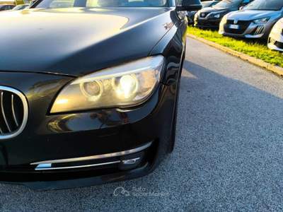 BMW Serie 7 730d d xDrive Futura Nero usata Milazzo