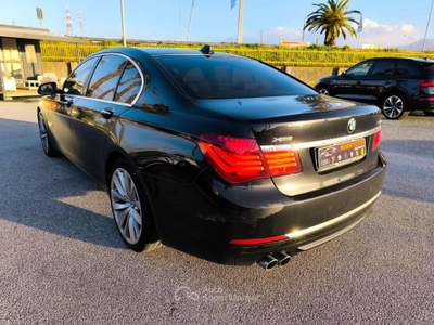 BMW Serie 7 730d d xDrive Futura Nero usata Milazzo
