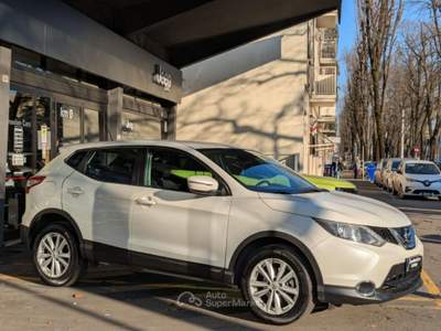Nissan Qashqai 1.2 DIG-T Visia Bianco usata Parma