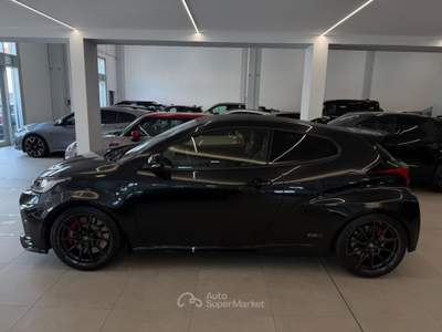 Toyota Yaris 1.6 Turbo 3 porte GR Yaris Circuit Nero usata Savona